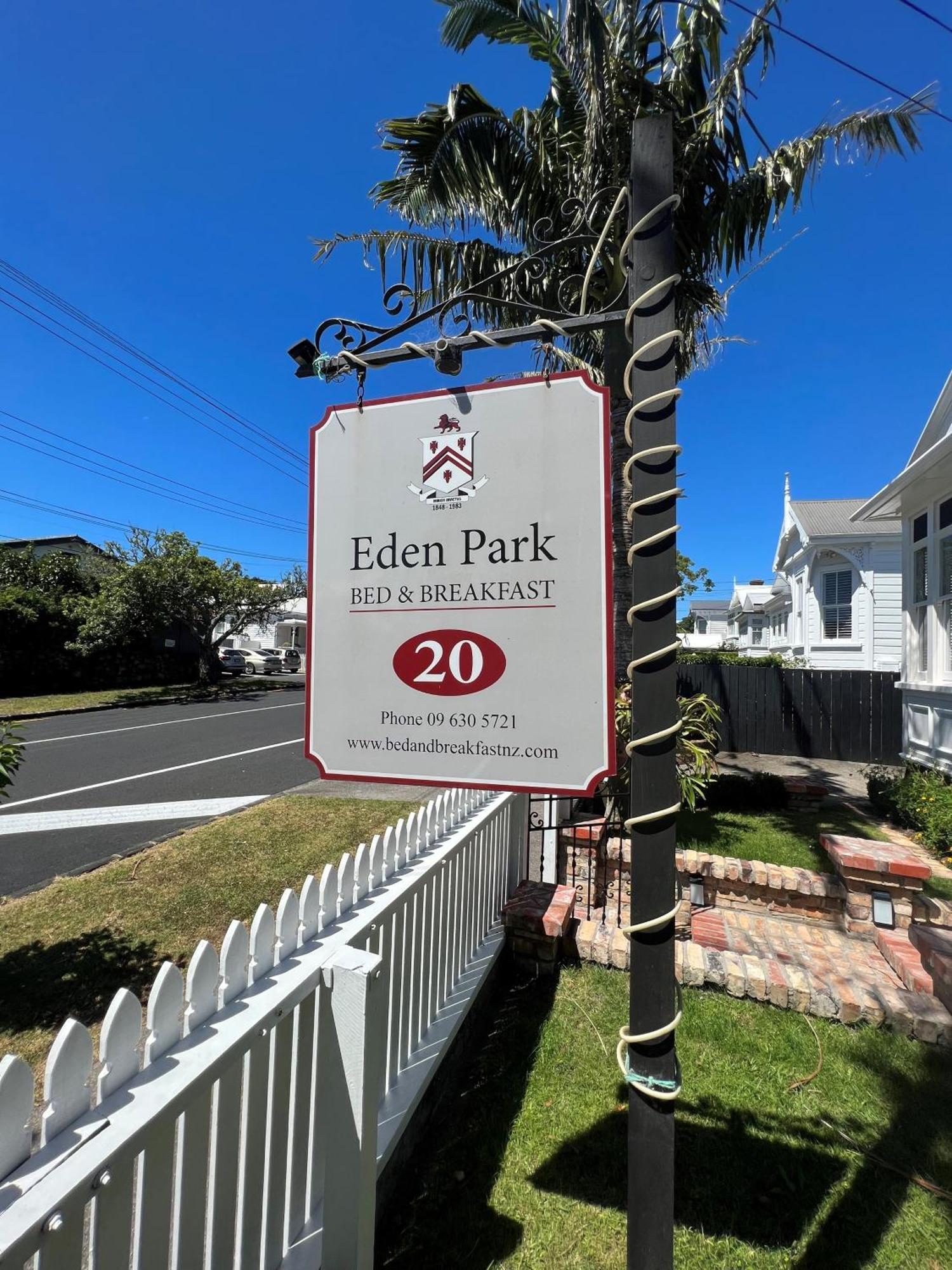 Eden Park Bed And Breakfast Inn Auckland Exteriör bild